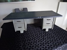 Petit bureau industriel d'occasion  Château-Thierry