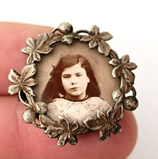 Antique victorian art d'occasion  Arès