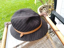 Chapeau laine noir d'occasion  Sin-le-Noble