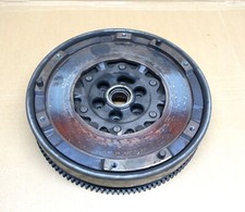 Dual mass flywheel d'occasion  Expédié en Belgium