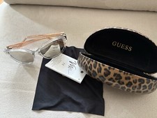 Occhiali sole guess usato  Como