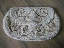 Ancien sac pochette d'occasion  Neuville-aux-Bois