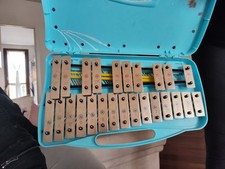 Glockenspiel strumento musical usato Glockenspiel strumento musical usato  Dueville