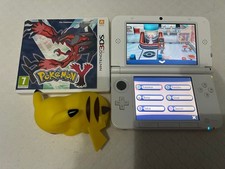 Nintendo 3ds pikachu usato  Riposto