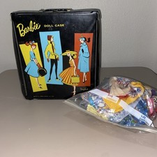 Lote de 1961 estojo de boneca Barbie com boneca e roupas comprar usado  Enviando para Brazil
