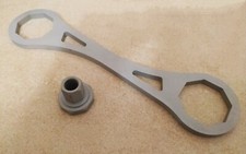 Chiave ottagonale tappo usato  Cervaro