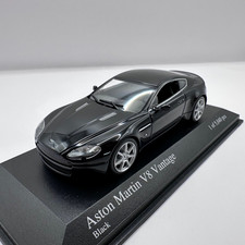 Carro modelo MINICHAMPS Aston Martin V8 Vantage 2005 escala 1:43 preto 400137420 comprar usado  Enviando para Brazil