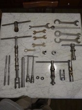 Attrezzi campagnolo vintage usato  Italia