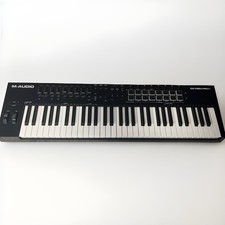 Teclado M-Audio OXYGEN PRO 61 USB MIDI semi ponderado comprar usado  Enviando para Brazil