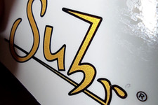 Suhr gold headstock d'occasion  Céret