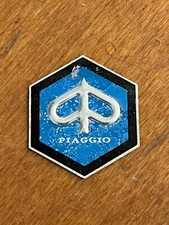 Piaggio logo scudo usato  Bologna