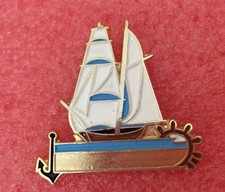 T04 pins bateau d'occasion  La Roche-sur-Yon