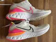 Baskets nike femme d'occasion  Saint-Ouen