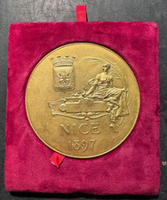 Médaille bronze doré d'occasion  Fontainebleau