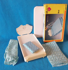 Vintage Marx Brinquedos SINDY Boneca Barbie Tamanho MOBÍLIA: CAMA Completa com Caixa comprar usado  Enviando para Brazil