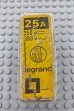 Fusible 25a ancien d'occasion  Jonquières