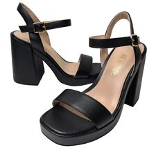 Dream pairs heels for sale  Canton