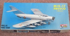 Kit de avião modelo Minicraft/Hasegawa Mig-17 Fresco década de 1980 EUA usado em escala 1/72 comprar usado  Enviando para Brazil