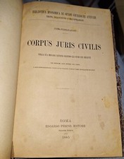 Corpus juris civilis. usato  Napoli