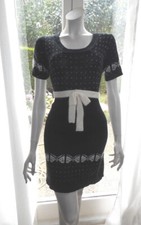 Petite robe noire d'occasion  Montigny-le-Bretonneux