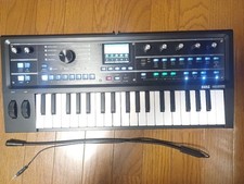 Korg microkorg2 synthesizer d'occasion  Expédié en Belgium