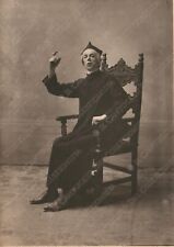 Ritratto attore costume usato  Cremona