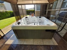Blue whale spa for sale  GLENROTHES