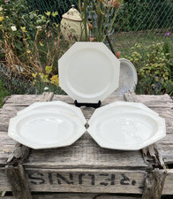 Assiettes plates octogonales d'occasion  Villeneuve-la-Guyard