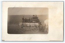Cartão postal antigo não publicado foto RPPC cavalo e carroça família c1910 comprar usado  Enviando para Brazil