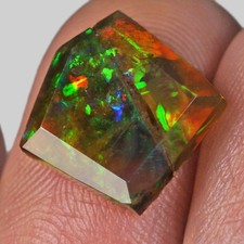 3,8Ct Afrykański czarny opal Play of Color Facet Cut UQSH213 na sprzedaż  Wysyłka do Poland