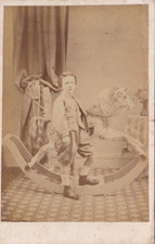 FOTO CDV INICIAL MENINO CAVALO DE BALANÇO, POR DEANE, RICHMOND S.W comprar usado  Enviando para Brazil