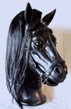 Máscara de látex Pony Play, capuz de látex Black Horse, fetiche feita à mão comprar usado  Enviando para Brazil