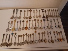 GRAN Lote Mixto de 56 cucharas de recuerdo coleccionables internacionales y nacionales segunda mano  Embacar hacia Mexico