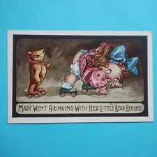 Mały Miś (Goły) Behind Joke Humor - Girl Rolling - Śliczne Kidsdies  na sprzedaż  Wysyłka do Poland