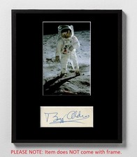 Buzz Aldrin ASSINADO À MÃO corte fosco e foto! Autógrafo Apollo 11 Moonwalker NASA! comprar usado Buzz Aldrin ASSINADO À MÃO corte fosco e foto! Autógrafo Apollo 11 Moonwalker NASA! comprar usado  Enviando para Brazil