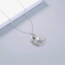 Collier pendentif argentée d'occasion  Peaugres