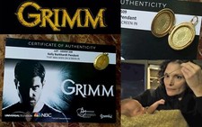 GRIMM: Pingente Kelly/Mary Elizabeth Mastrantonio Temporada 3 com Certificado de Autenticidade de Estúdio comprar usado  Enviando para Brazil