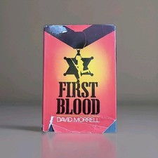 First Blood. by David Morrell. 1972  First Edition. HCDJ segunda mano  Embacar hacia Mexico
