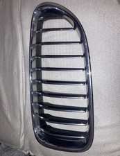 Grille calandre gauche d'occasion  Fonsorbes