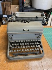 Vintage royal typewriter for sale  Chico