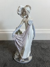 Lladro society lady for sale  LOUGHTON