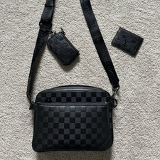 Louis vuitton crossbody for sale  San Antonio