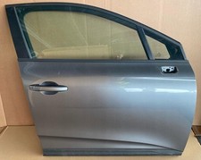 RENAULT CLIO V LIFT 2023 listwa szklana prawe drzwi przednie TEKQG na sprzedaż  PL
