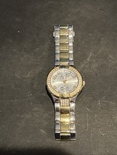 Relógio de pulso feminino GUESS vintage dois tons ouro e prata impermeável comprar usado Relógio de pulso feminino GUESS vintage dois tons ouro e prata impermeável comprar usado  Enviando para Brazil