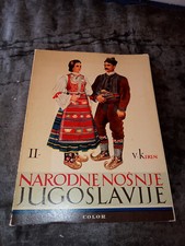Livre costumes tradi. d'occasion  Tours-
