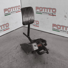 B000468 pedale freno usato  Italia