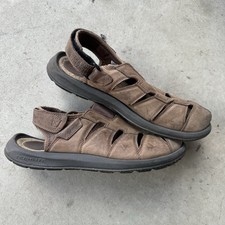Columbia sandals men for sale  Birch Run