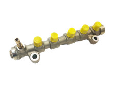 Rampe injection 8200378703 d'occasion  Lambersart