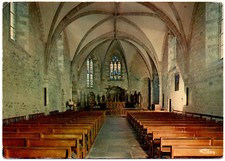 CPSM GF 15. MAURS LA JOLIE (Cantal) - Intérieur de l'Eglise, la Nef et le Choeur comprar usado  Enviando para Brazil