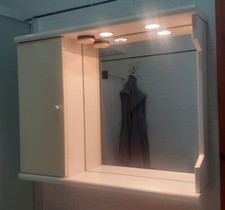 Specchio per bagno usato  Ragalna